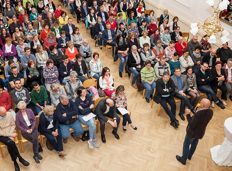 Lectures in the German-speaking area...